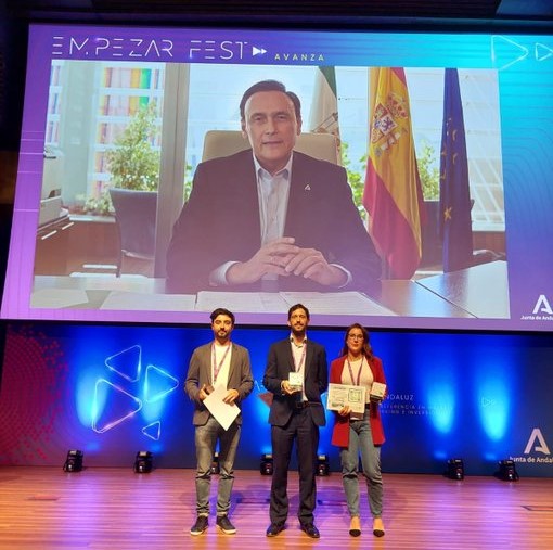 Andalucía OpenFuture (@openfuture_and) on Twitter photo 🏆 #PremioseEmprendemosAndalucía2022
👏ENHORABUENA A LAS #STARTUPS AOF GANADORAS
@DsruptiveSweden Empresa más innovadora
@genenginesl Empresa con mayor impacto social
🙌¡Bravo !
<a href="/AndaluciaJunta/">Junta de Andalucía</a> <a href="/OpenFuture_/">Telefonica Open Future</a> <a href="/malaga/">Ciudad de Málaga</a> <a href="/aytoalm/">Ayuntamiento de Almería</a> <a href="/aemprende/">Andalucía Emprende</a> 🏆 #PremioseEmprendemosAndalucía2022
👏ENHORABUENA A LAS #STARTUPS AOF GANADORAS
@DsruptiveSweden Empresa más innovadora
@genenginesl Empresa con mayor impacto social
🙌¡Bravo !
<a href="/AndaluciaJunta/">Junta de Andalucía</a> <a href="/OpenFuture_/">Telefonica Open Future</a> <a href="/malaga/">Ciudad de Málaga</a> <a href="/aytoalm/">Ayuntamiento de Almería</a> <a href="/aemprende/">Andalucía Emprende</a>