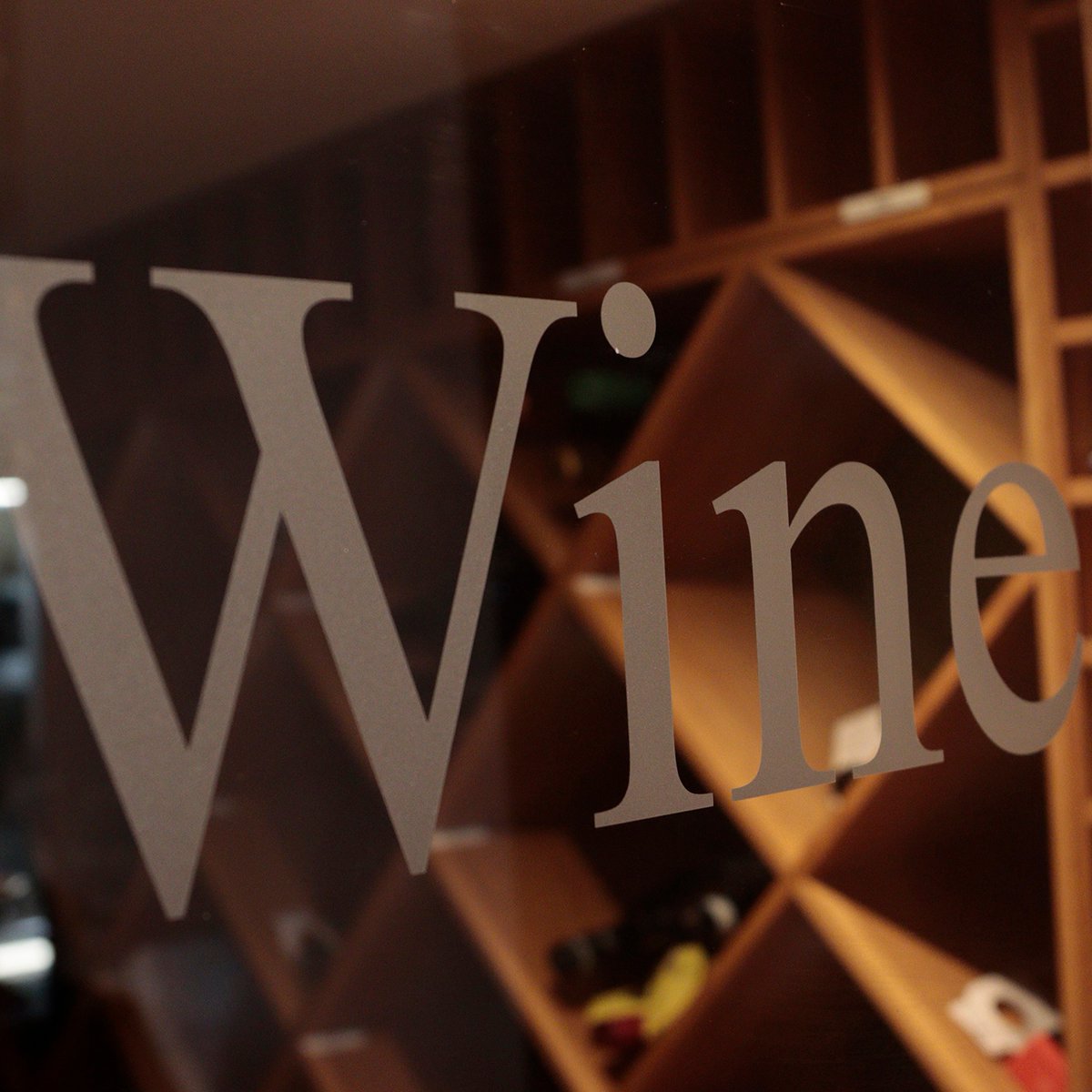 Have you seen our impressive walk in wine store?⁠
We're quite the connoisseurs when it comes to pairing a good glass of vino with your meal.⁠

Photo credit: <a href="/sirius_rebel/">Sirius_Rebel</a> (Lesley Eliza Harvey)

#FineDining #BestRestaurants # #EssexRestaurant #EatOutInEssex #WineMenu #WineList