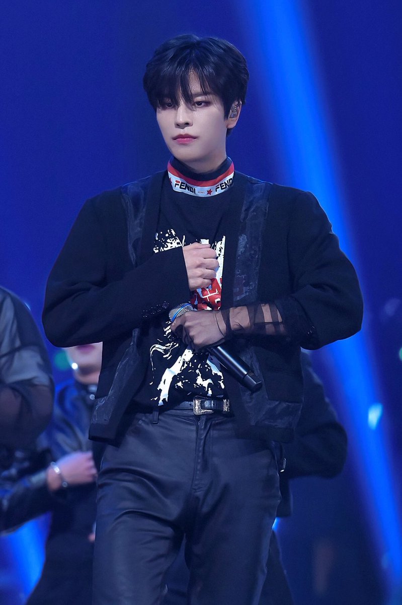 SEUNGMINSOURCE's tweet photo. breathtaking https://t.co/i1f2slKOeA