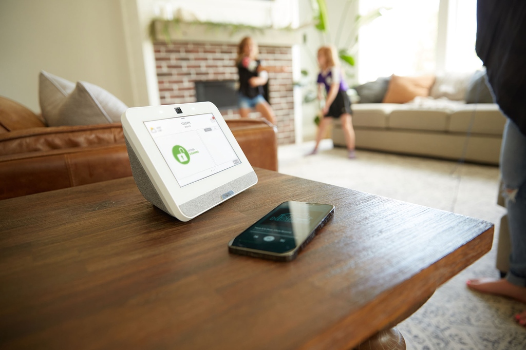 AHA_SmartHomes's tweet photo. The new Qolsys IQ Panel 4, enhanced capabilities, enhanced features. https://t.co/TC01UMyvyj