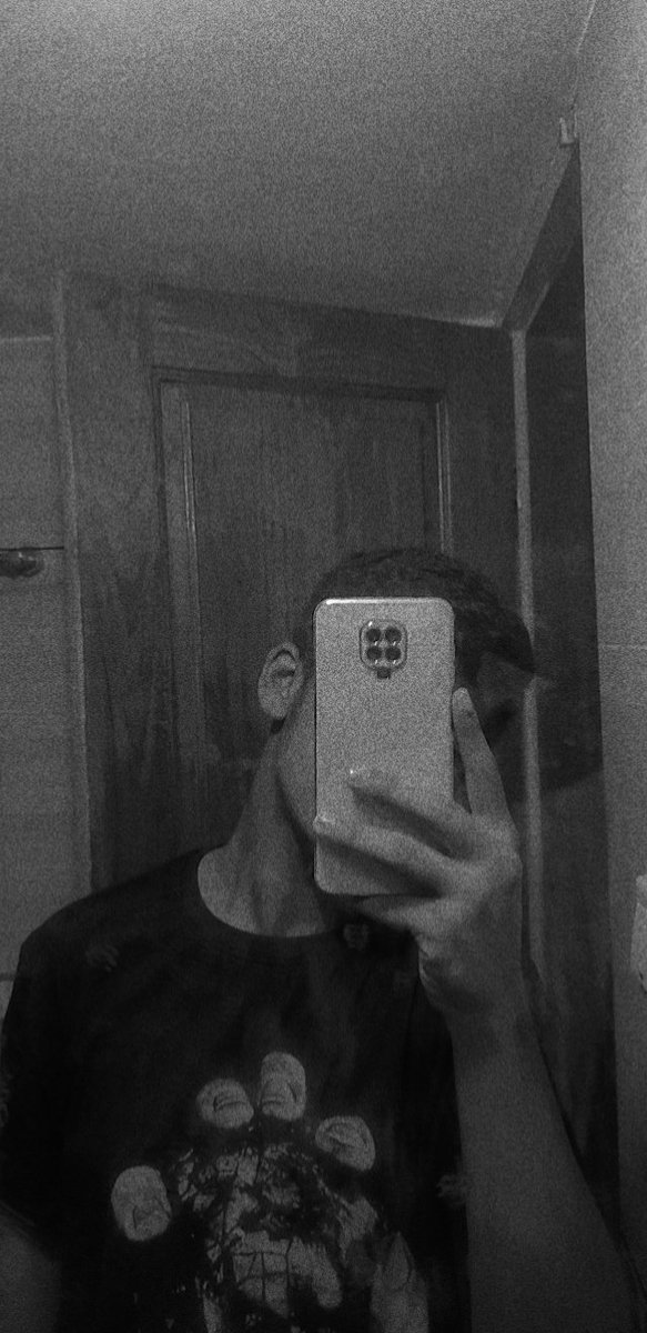 _being_safwan's tweet photo. Cringeeee meeee!!:3 https://t.co/ZKP5dFSNbG