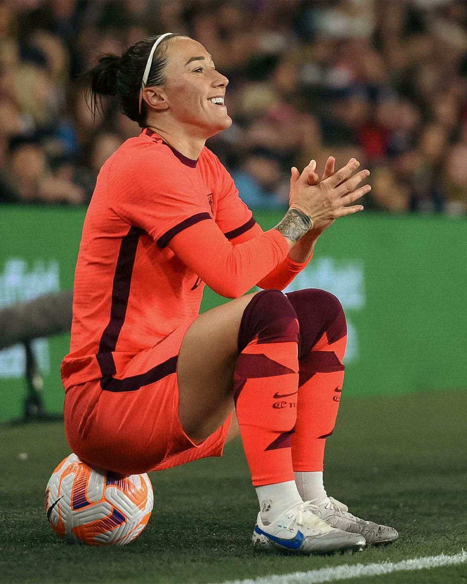 LucyBronze's tweet photo. 50 years ago today, England Women’s team played the first-ever match ⚽

A time to reflect on how far we’ve come, and to celebrate what an incredible year 2022 has been for the @Lionesses 🦁

European Champions ✅
Unbeaten ✅

Proud of this team. 2023 we’re coming 🌏🏆 https://t.co/OltJEjUo7j