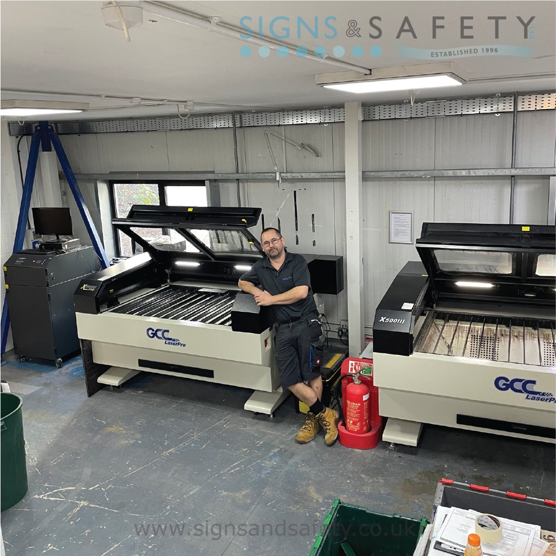 SignsandSafety's tweet photo. These state-of-the-art laser engravers enable us to fabricate various sign types with pinpoint accuracy.

To find out more about our bespoke signage solutions please visit our website or contact us.

https://t.co/KwhubbJyYV 

#bespokesignage #signdesign #signinstallation https://t.co/sSczc61A6o
