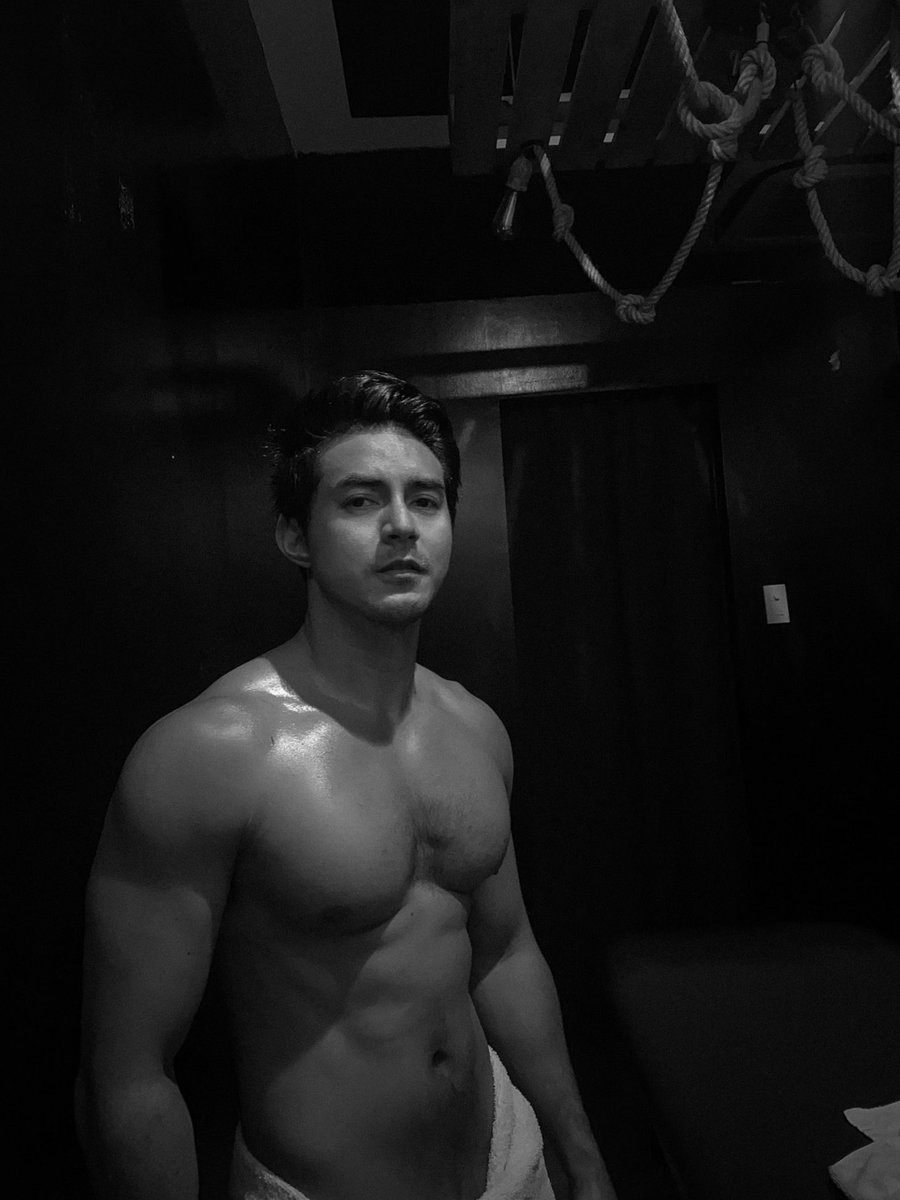 jaycee_domincel's tweet image. May your friday Spa-rkle! 💆‍♂️#spaday #pampernight @infinity_spa_ph