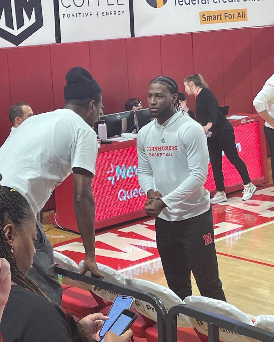 DaBiz12's tweet image. Supporting family #TheProgram #DaBricks