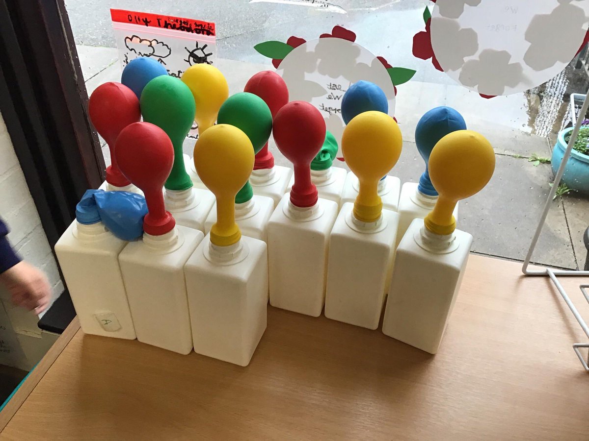 GCA_learning's tweet photo. Ash class have been experimenting with mixing materials as part of their states of matter science unit. Investigation and observation are integral to our science curriculum @Mr_CPettit #GCAscience #ACES_creativity https://t.co/ZUC5GS8Of6