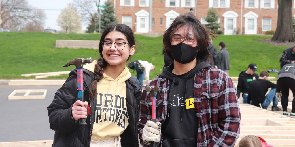PurdueNorthwest's tweet photo. #PNWProud: The PNW Honors College has over 600 high-achieving students and offers enriched academic and research opportunities, leadership engagement, and community service to students seeking a PNW undergraduate education: https://t.co/o3iLIJtdVg
#PowerOnward https://t.co/M4b97v9Syg