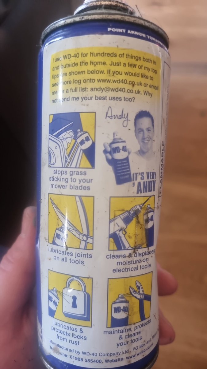 PastyBap's tweet photo. @esarty Funny I just lifted one myself front he garage and realised the same thing!

Has to be 15 years old at least https://t.co/1Dr5Yeddcl
