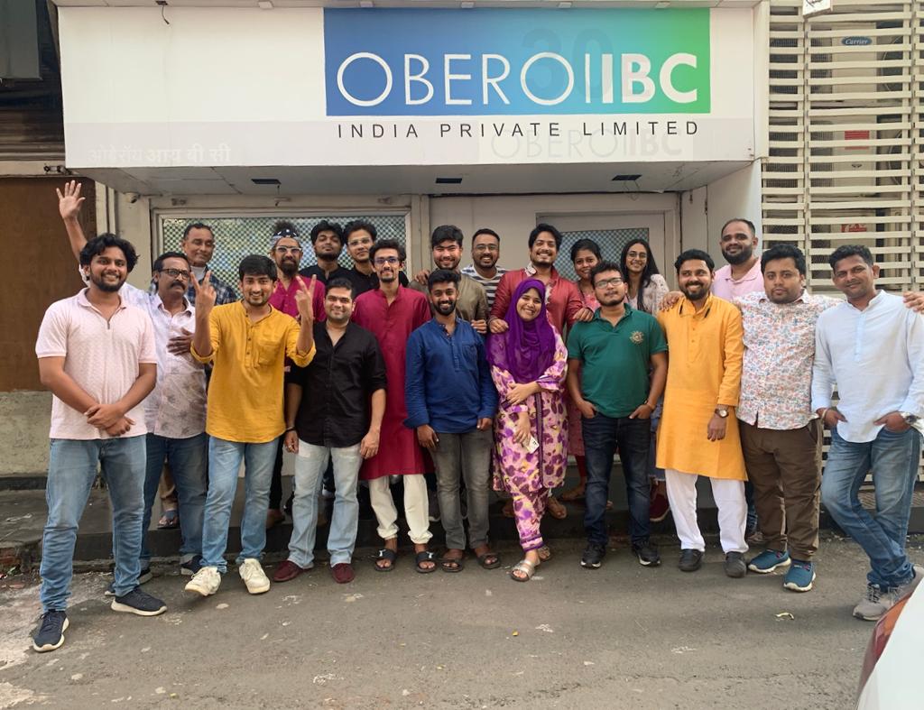 IbcOberoi's tweet photo. One big happy family in the frame. 😎🫰
#oberoiibc #digitaloibc #marketing https://t.co/FOtsXi1XNI
