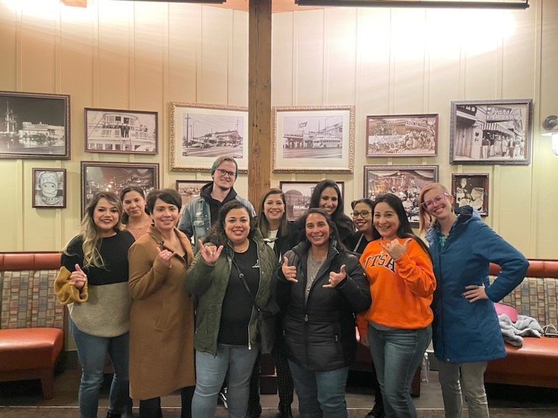 JenRamirez81's tweet photo. Students and professors coming together for a night of celebration and reflection the night before our presentation at the UCEA Conference. https://t.co/rfWIQjYmKn