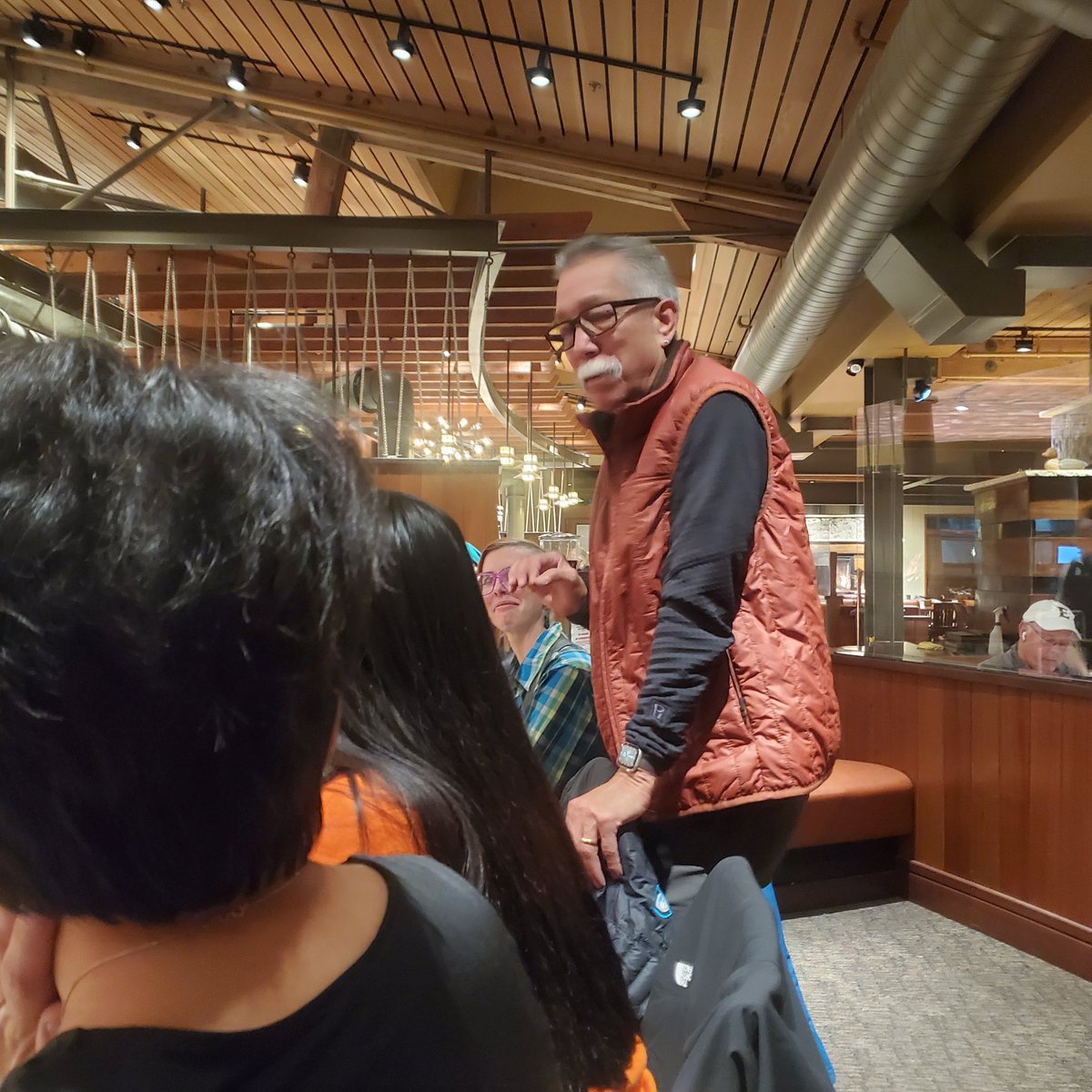 JenRamirez81's tweet photo. Students and professors coming together for a night of celebration and reflection the night before our presentation at the UCEA Conference. https://t.co/rfWIQjYmKn