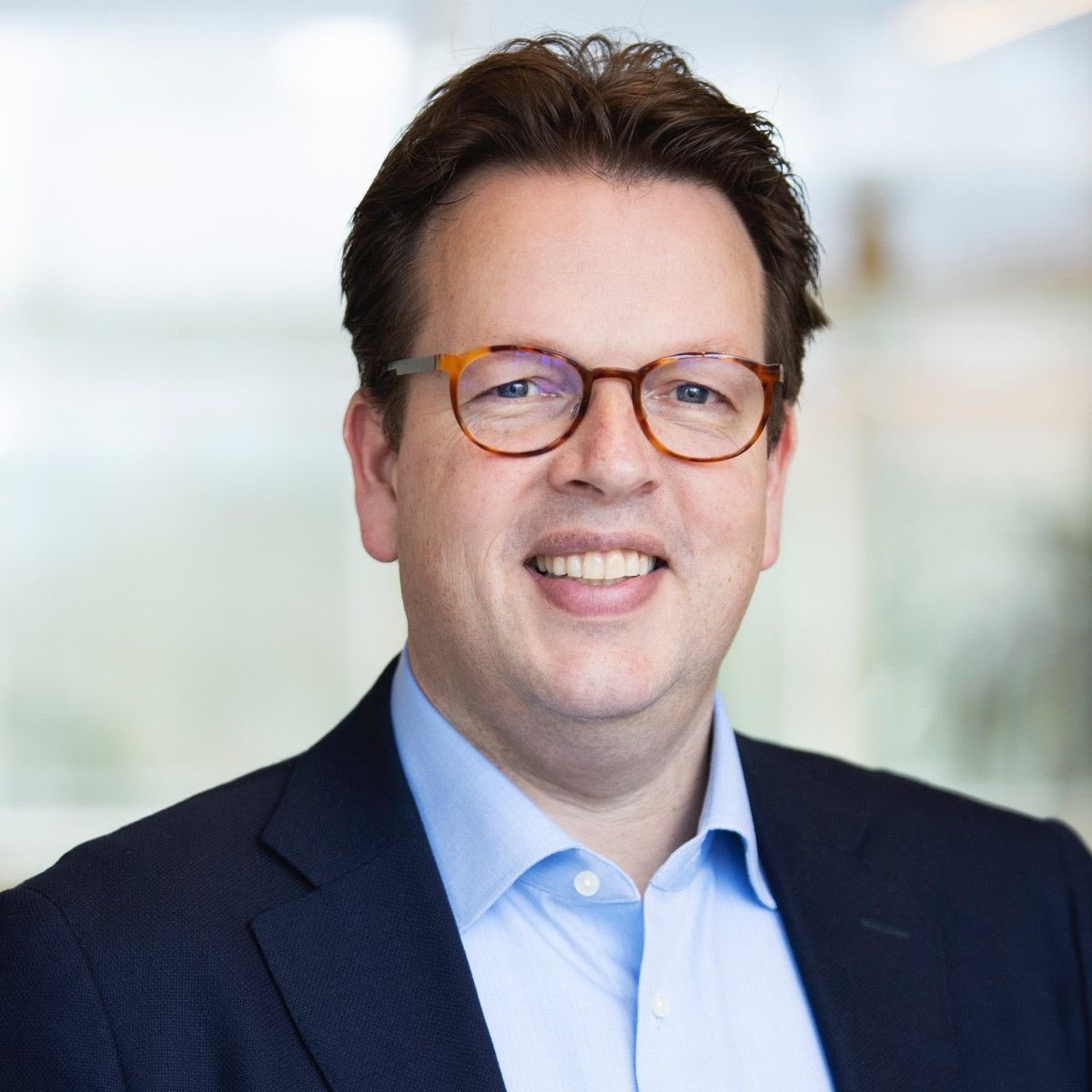 Op 28 november is het Human Capital Netwerk <a href="/vnoncwnwh/">VNO-NCW Noordwest-Holland</a> &amp; <a href="/vnoncwMRA/">VNO-NCW metropoolregio Amsterdam</a> te gast bij  <a href="/ABNAMRO/">ABN AMRO</a> in Amsterdam. Geert-Jan Waasdorp van <a href="/iG_Rotterdam/">Intelligence Group</a> zal ingaan op de staat van de arbeidsmarkt en een vooruitblik geven - al 90 aanmeldingen programma &amp; aanmelden 👉 bit.ly/3GoVO8L