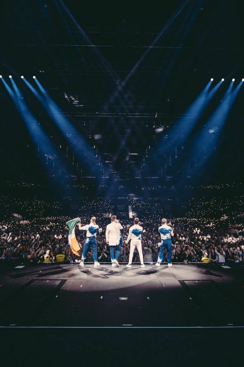 westlifemusic's tweet photo. Aberdeen, what a way to open our UK tour! Thank you for singing along with us, you guys rocked! Next stop, Glasgow! 🏴󠁧󠁢󠁳󠁣󠁴󠁿 https://t.co/xDr7VEC0av