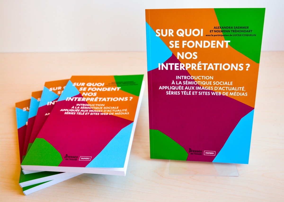 📚 L'ouvrage "Sur quoi se fondent nos interprétations ?" vient de paraître aux Presses de l'@Enssib, dans la collection "Papiers".

🖊 Par <a href="/AlexSaemmer/">Alexandra Saemmer</a> et Nolwenn <a href="/Trehondart/">Tréhondart</a>, avec Lucile Coquelin <a href="/fou_theses/">Lucile Coquelin</a>
↪ Découvrez l'ouvrage : presses.enssib.fr/catalogue/sur-…

#VendrediLecture