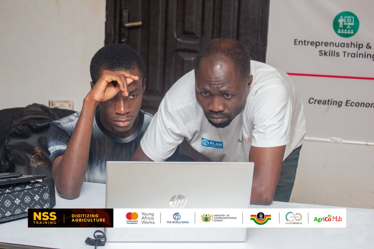 AgricoG's tweet image. NATIONAL WEB DEVELOPMENT TRAINING FOR NSS COHORT -
Today, trainees were introduced to new CSS syntax, which they used in building up their personal portfolio websites.
#html
#cascadingstylesheet
#webdevelopment
#agricohubimpact
#GTLimpact