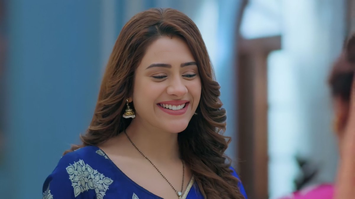 krisa_world's tweet photo. Smiley queen 💞❤️ @nawab_hiba
.
#Sayuri #HibaNawab #HibaAsSayuri #SmileyQueen #Beautifuleyes #cuteSayuri #WohToHaiAlbelaa #Starbharat #HibaAsSayuri https://t.co/tXwIsoCR5M