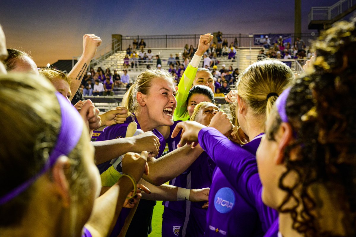 You already know what day it is ‼️

🆚 No. 1 FSU
⏰ 4:30 p.m. CT
📍 Seminole Soccer Complex
📺 lsul.su/3V6CKQJ
📊 lsul.su/3GtbdFd

#GeauxTigers