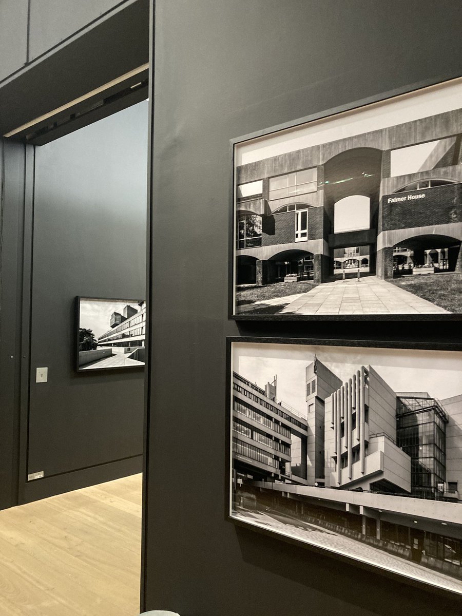 LULGalleries's tweet image. Here’s an exclusive #AnotherBrickInTheWall sneak peek just for you…👀🧱

Join us for the launch on Tuesday 22 Nov, 6-8pm. More info and free tickets here: bit.ly/AnotherBrickLa…

(also, how good do the black walls look!? 🖤)

#FridayFavourite