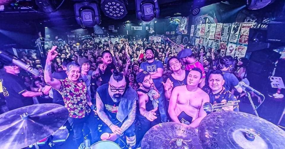 rockandring's tweet photo. Panteón Rococó presentó dos conciertos en el Multiforo Alicia.

https://t.co/E2fqiHVhg1

#panteonrococo
#multiforoalicia  
#conciertos
#CdMX https://t.co/0iCwo7m27U