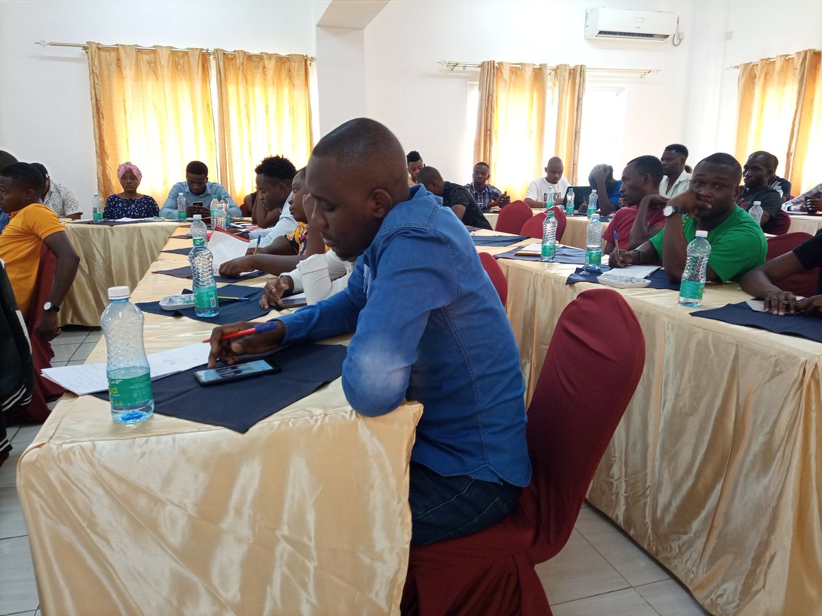 Manuh_Mmoja's tweet photo. The problems that Kilifi people have been facing should be solved by the same people. Joining #KilifiDimitraClubs will empower young people, men and women build resilience altogether #ClimateReparationNow #LossAndDamage #PayUp4LossAndDamages https://t.co/uY0y4njt9C