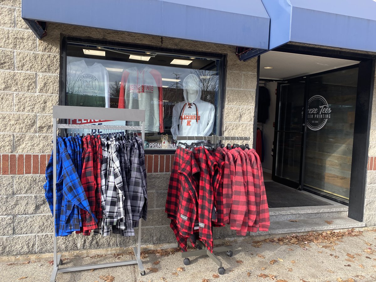 BeezeTees's tweet photo. WE HAVE PLAID! Plaid Friday is coming up and what better way to celebrate, than with more plaid. Have too much plaid stuff? Not possible... These pair well with hot cocoa and the chilly weather.

Our biggest sale of the year is coming, stay tuned! https://t.co/jPp0NONTrr