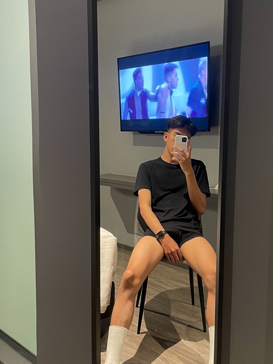 kingpps__'s tweet image. Mirror Mirror