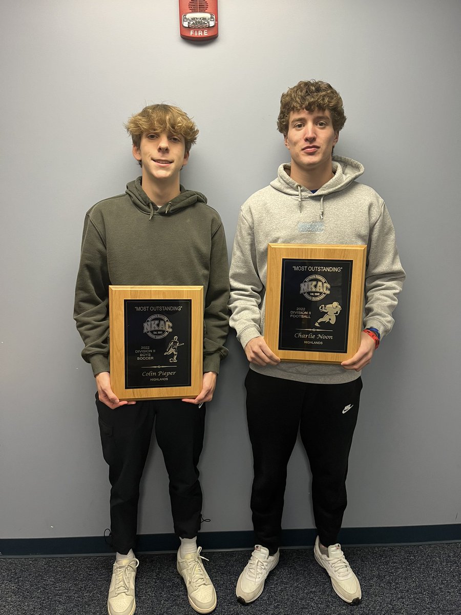 HHS Birds (@fthhsathletics) on Twitter photo Congratulations to Colin Pieper & Charlie Noon for being named NKAC players of the year in football and soccer!! <a href="/CharlieNoon15/">Charlie Noon</a> <a href="/Highlandspower1/">Highlands Strength & Conditioning</a> <a href="/HighlandsFB/">Highlands Football</a> <a href="/touchdownclubft/">touchdownclubft</a> <a href="/Jodar42/">John Darnell</a> <a href="/FTSUPT/">Brian Robinson</a> <a href="/HHSBirdsSoccer/">Highlands Men’s Soccer</a> <a href="/BluebirdFans/">Highlands Athletic Boosters Association</a> <a href="/hhs_journalism/">Highlands High School Publications Program</a> <a href="/FTHighlandsHS/">Highlands High School</a> Congratulations to Colin Pieper & Charlie Noon for being named NKAC players of the year in football and soccer!! <a href="/CharlieNoon15/">Charlie Noon</a> <a href="/Highlandspower1/">Highlands Strength & Conditioning</a> <a href="/HighlandsFB/">Highlands Football</a> <a href="/touchdownclubft/">touchdownclubft</a> <a href="/Jodar42/">John Darnell</a> <a href="/FTSUPT/">Brian Robinson</a> <a href="/HHSBirdsSoccer/">Highlands Men’s Soccer</a> <a href="/BluebirdFans/">Highlands Athletic Boosters Association</a> <a href="/hhs_journalism/">Highlands High School Publications Program</a> <a href="/FTHighlandsHS/">Highlands High School</a>