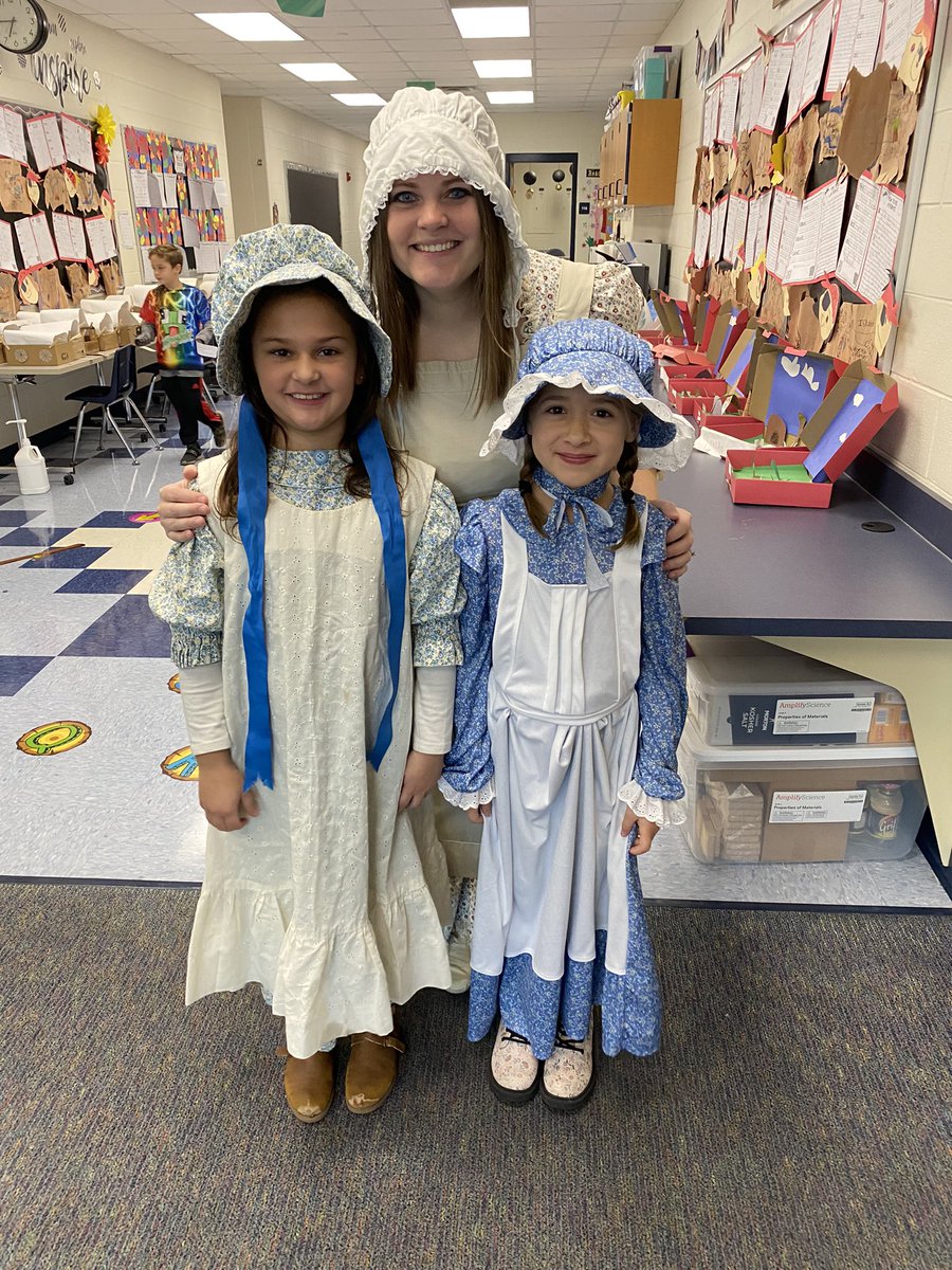 2nd grade ready for Pioneer Day <a href="/Boro_FivePoints/">Alisha Jung</a>