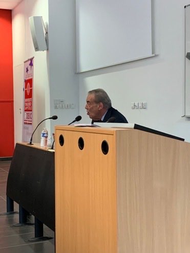 Andriantsimbazo's tweet image. Colloque ⁦@irdeic⁩ « Le Conseil européen, aspects institutionnels et matériels », dir. ⁦@DidierGabrielB1⁩. La boucle est bouclée. Rapport introductif professeur Jean-Paul Jacqué. Rapport conclusif professeur Claude Blumann. ⁦@Fac_droit_tlse⁩ ⁦@UT1Capitole⁩