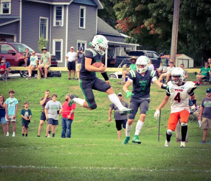 New Program Records:
🔘Pass Attempts-Game (40)
🔘Pass Completions-Game (23)
🔘QB Rushing Yards-Season (431)

Congratulations, <a href="/CataneseTate/">Tate Catanese</a>!