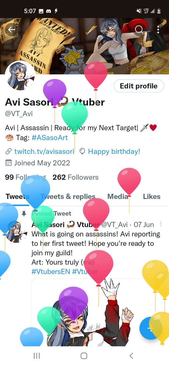 VT_Avi's tweet image. Thank you everyone for al lthe birthday wishes yesterday. 
@RetroBisco for the gift on throne. 😘
@ApixNova for a God damn game!! 
It was the best birthday year so far.