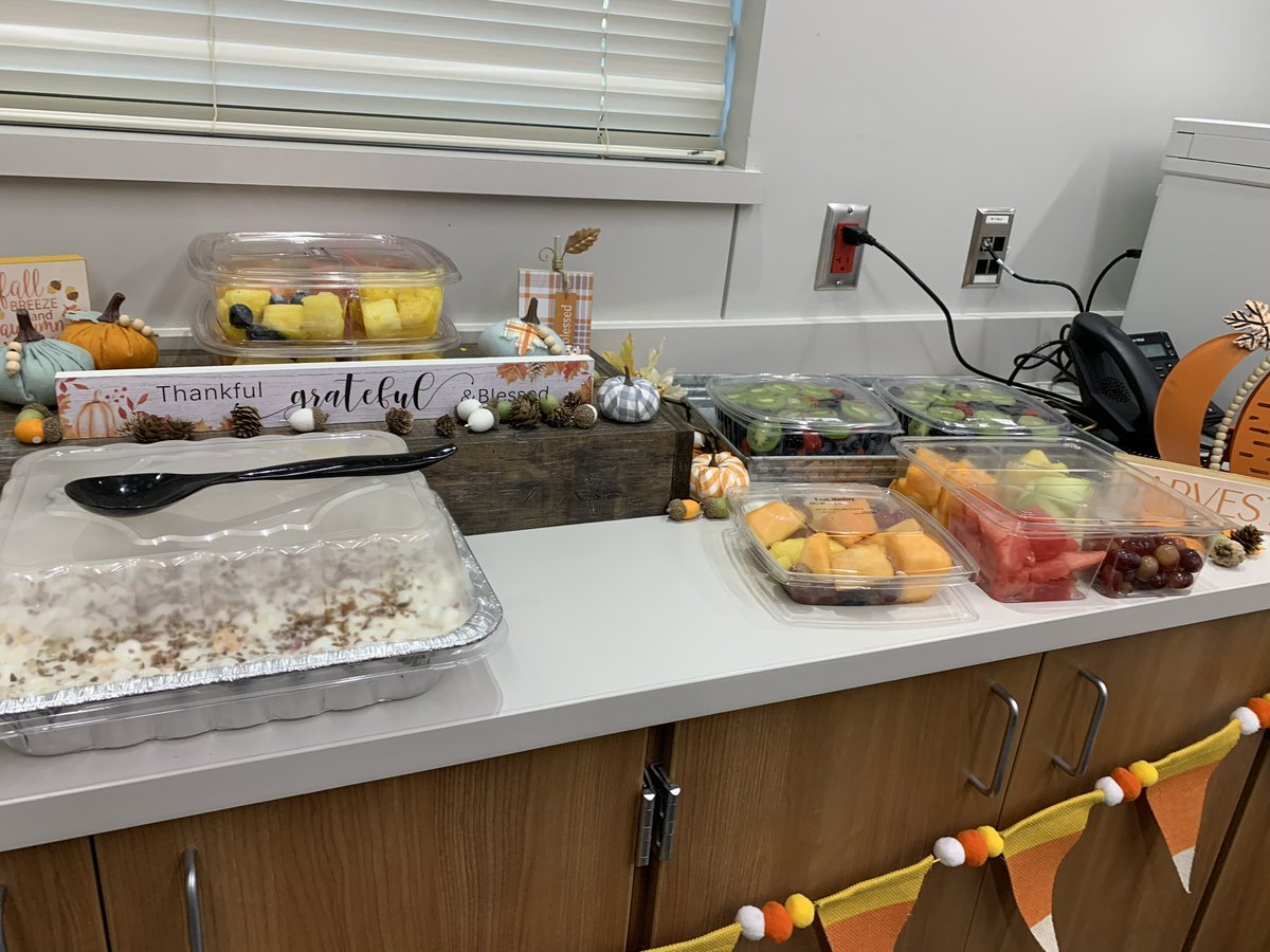 Cecilia Argueta (@msarguetamath) on Twitter photo Ending our Week of Gratefulness in a healthy way with some fruit provided by our Electives team! <a href="/LandrumMS/">Landrum MS Lions 🦁 #MoralCompass</a> Ending our Week of Gratefulness in a healthy way with some fruit provided by our Electives team! <a href="/LandrumMS/">Landrum MS Lions 🦁 #MoralCompass</a>