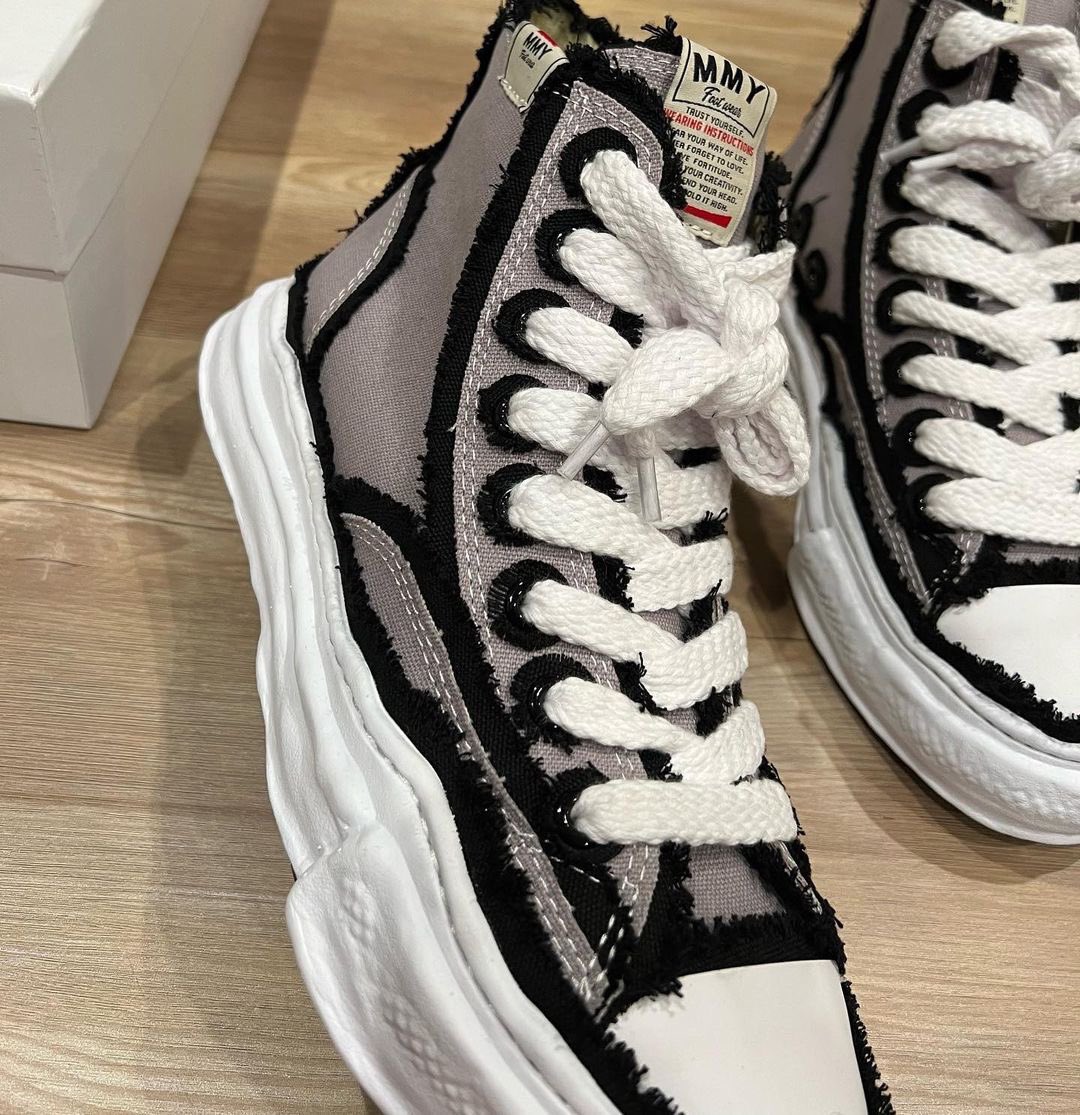 MMY High Frayed Shoes 
- Brand New w/ Box
- Size: 7,8,9,10,11 
- 🔌 DM if interested 🔌