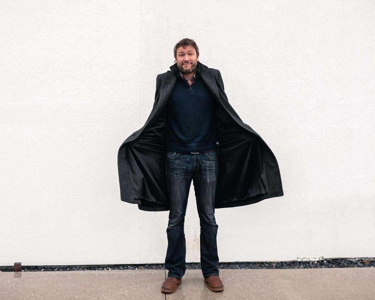 EventsUnited's tweet image. Introducing Ben Davis. 
As the Director of Studio Lab, Benjamin oversees all the moving pieces that make Studio Lab a world-class facility for film and audio; driving creativity through collaboration and cutting edge technology!