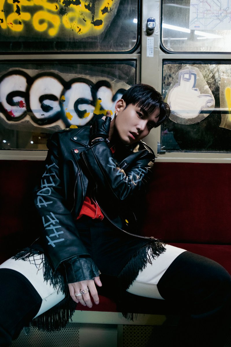 BN_Music's tweet photo. 칸토 (KANTO) 1ST ALBUM ‘CELEBRATION’ CONCEPT PHOTO #2

2022.11.23 12PM (KST) RELEASE

#칸토 #KANTO 
#CELEBRATION 
#브랜뉴뮤직 #BRANDNEWMUSIC https://t.co/hP3RQIx4Dc