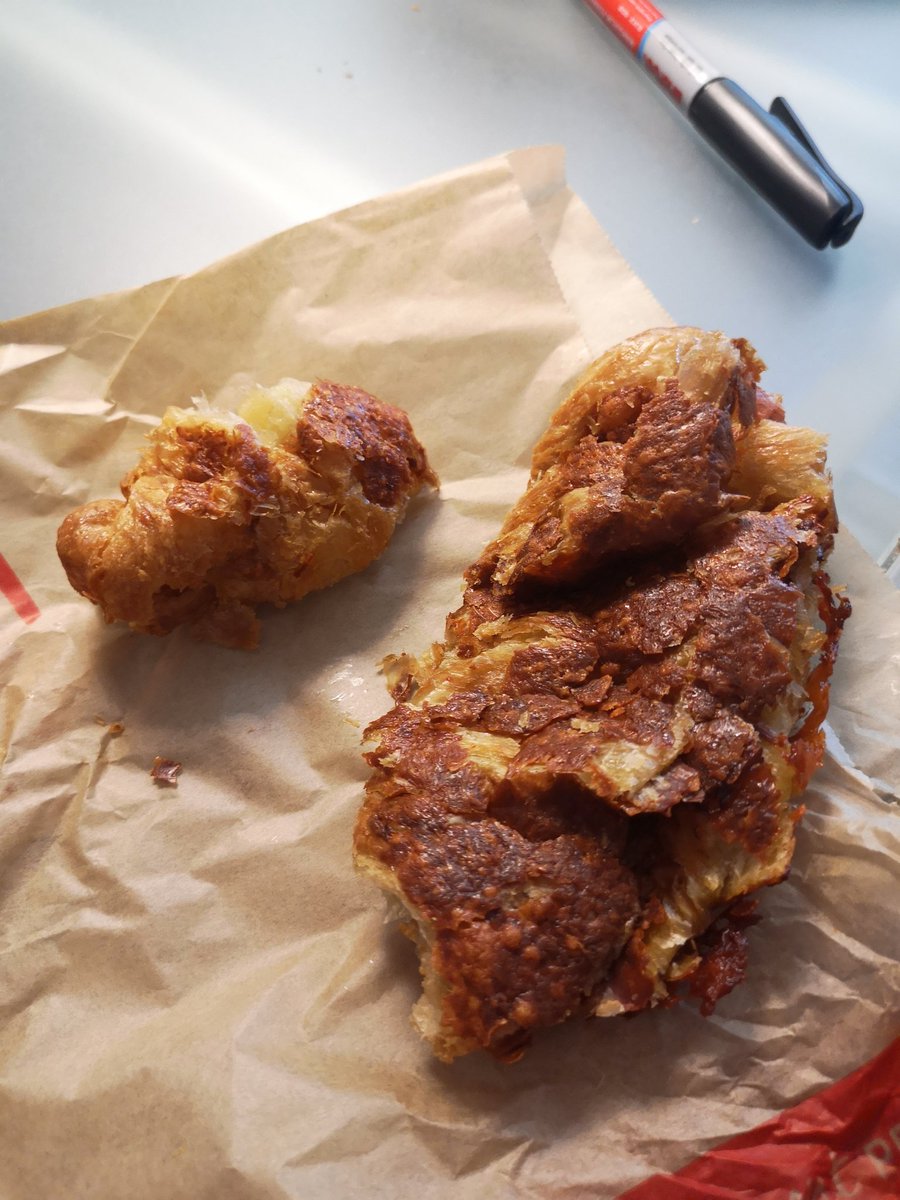 SimonDMC's tweet image. Thanks for the SUPER delicious croissant, @TimHortons