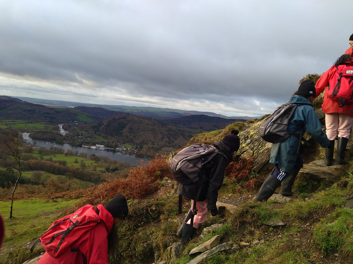misswall9's tweet photo. Yipee- we made it to the top of Gummer's How https://t.co/DDGXw21LMH