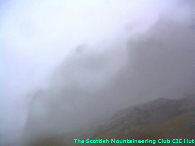 cicwebcam's tweet photo. #cichut #northface #bennevis #mountaineering Current weather. 3.19C, humidity 97%, recent gust 0mph, direction N https://t.co/OG2EryiLUW