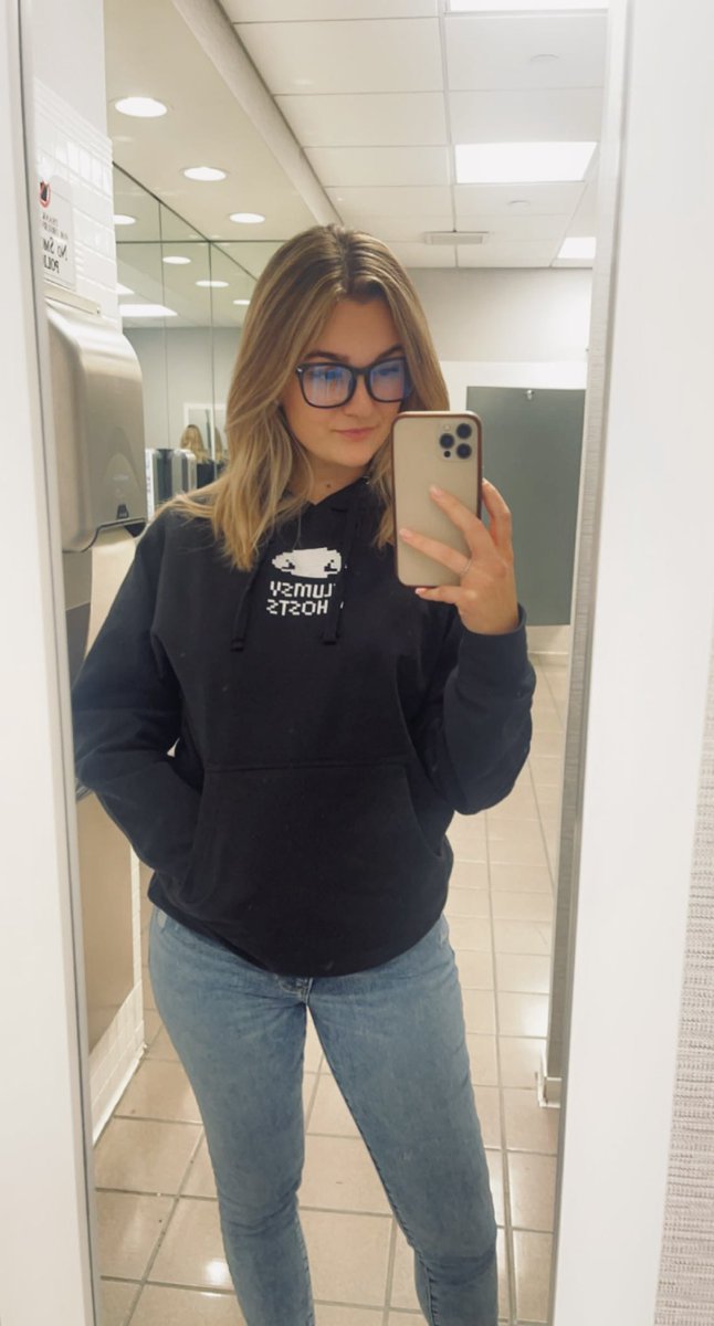 ClumsyFriday 👻🤍 <a href="/Clumsy_Ghosts/">Clumsy Ghosts</a>