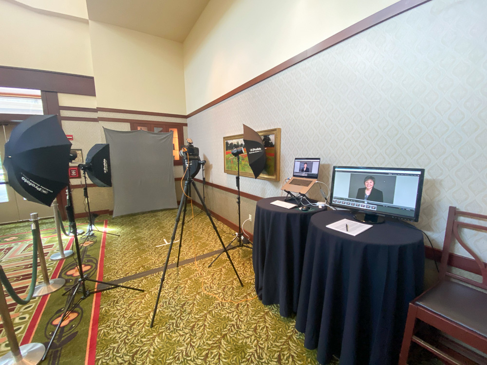 Back to LA earlier this year for my corporate client event headshots! #gustavofernandezphotography #eventphotography #headshotphotographs