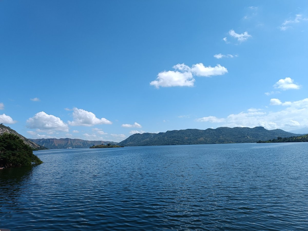 sabryiccenat's tweet photo. Étendu sur deux communes du département du Centre ( #Lascahobas et #Boucan_carré), le barrage de Peligre est construit au cours des années 1950.
#Peligre #Centre #Fleuve_Artibinite #Lac_artificiel #EDH #Haiti https://t.co/mg6Lbn6OBk
