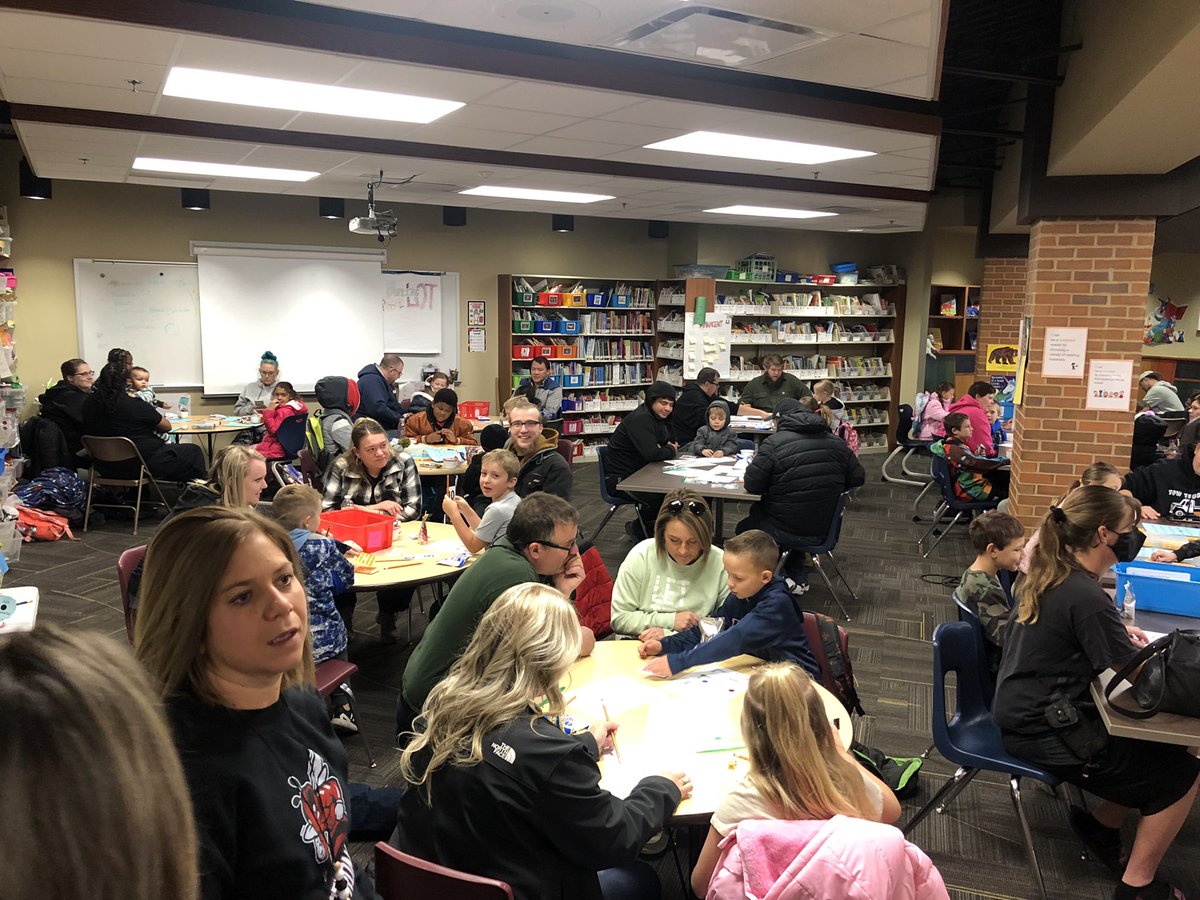 Mariah Schroder tweet media