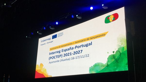La SGPDR de <a href="/Junta_Ex/">Junta de Extremadura</a>   a través de <a href="/Extremadura2030/">Extremadura2030</a> asistió ayer al Seminario de lanzamiento del nuevo #poctep2127 España-Portugal de Cooperación Transfronteriza  donde ha recibido el  🏆🥇PRIMER PREMIO en la categoría de fotografía del proyecto <a href="/localcir/">localcir</a>