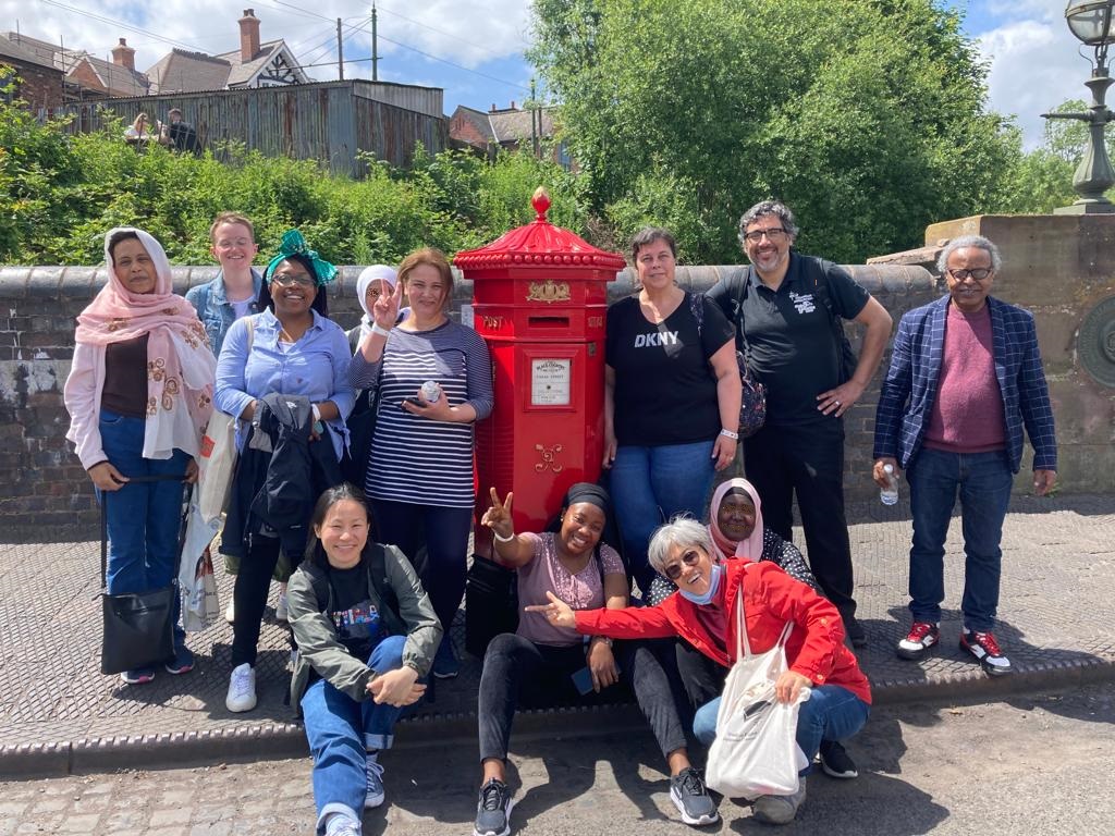 ColumbansUK's tweet photo. This is a great piece by our Lay Missionary Nathalie who explains what she's learnt through engaging in #interreligiousdialogue in Britain over the last few decades.
https://t.co/1puI1tb3lu
#InterfaithWeek #Interfaith #Interreligious #LayMission #ColumbanLayMission @ifweek https://t.co/hBSC38Ey1l