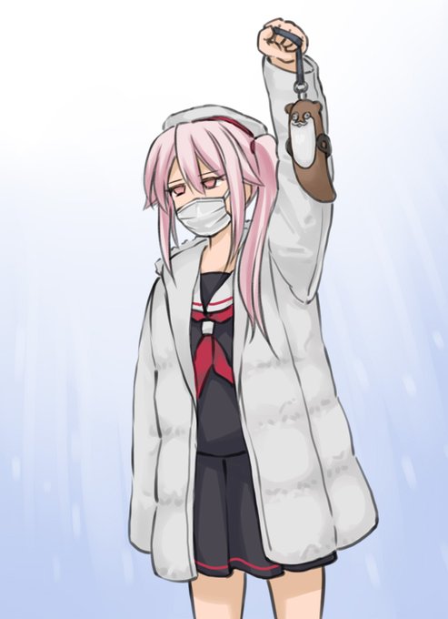 そろそろ年末っぽい空気も感じたりするようになったので今年描いた絵を色々と見返してましたが、年の始めに描いたこの春雨ちゃんは中々良い感じで描けたなと思ってます。 