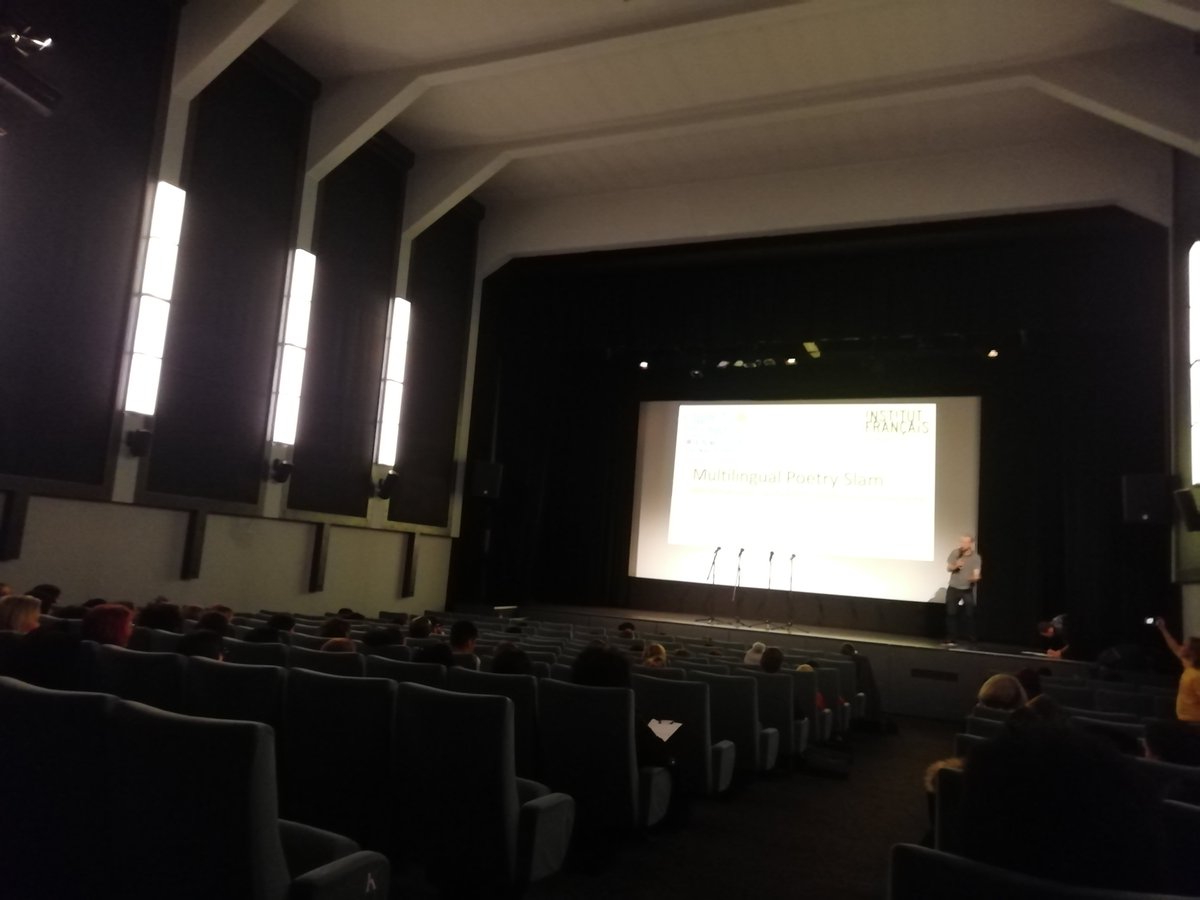 Agathe_M31's tweet photo. #CineLumiere vibrating to the sounds of the Multilingual Poetry Slam with #MichaelVidon #SaschaAkhtar #SamBerkson #SteveLarkin as part of the @SouthKenKids with 123 pupils taking part! https://t.co/Om70Ziz3rO