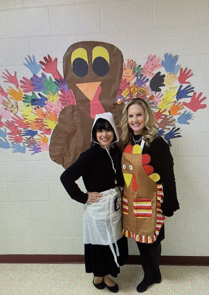 motykay's tweet photo. Looks a whole lot like turkeys and gobbling fun times here at GLE #turkeyfun #GOBBLEGOBBLE @SplendoraISD https://t.co/swL05EAs4u