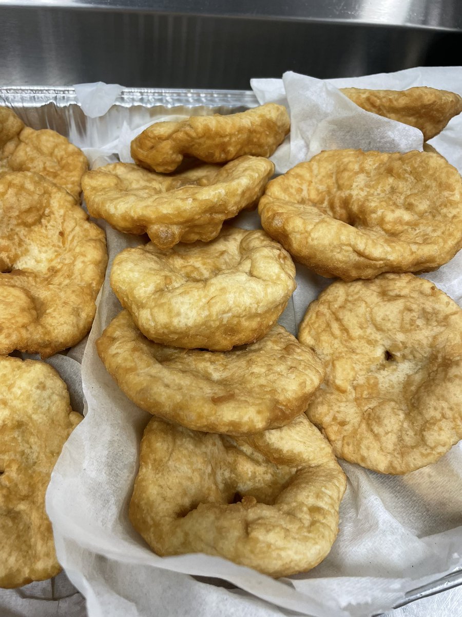 MakwaCoffee's tweet photo. The frybread has arrived! #FrybreadFriday https://t.co/LNV5revCX8