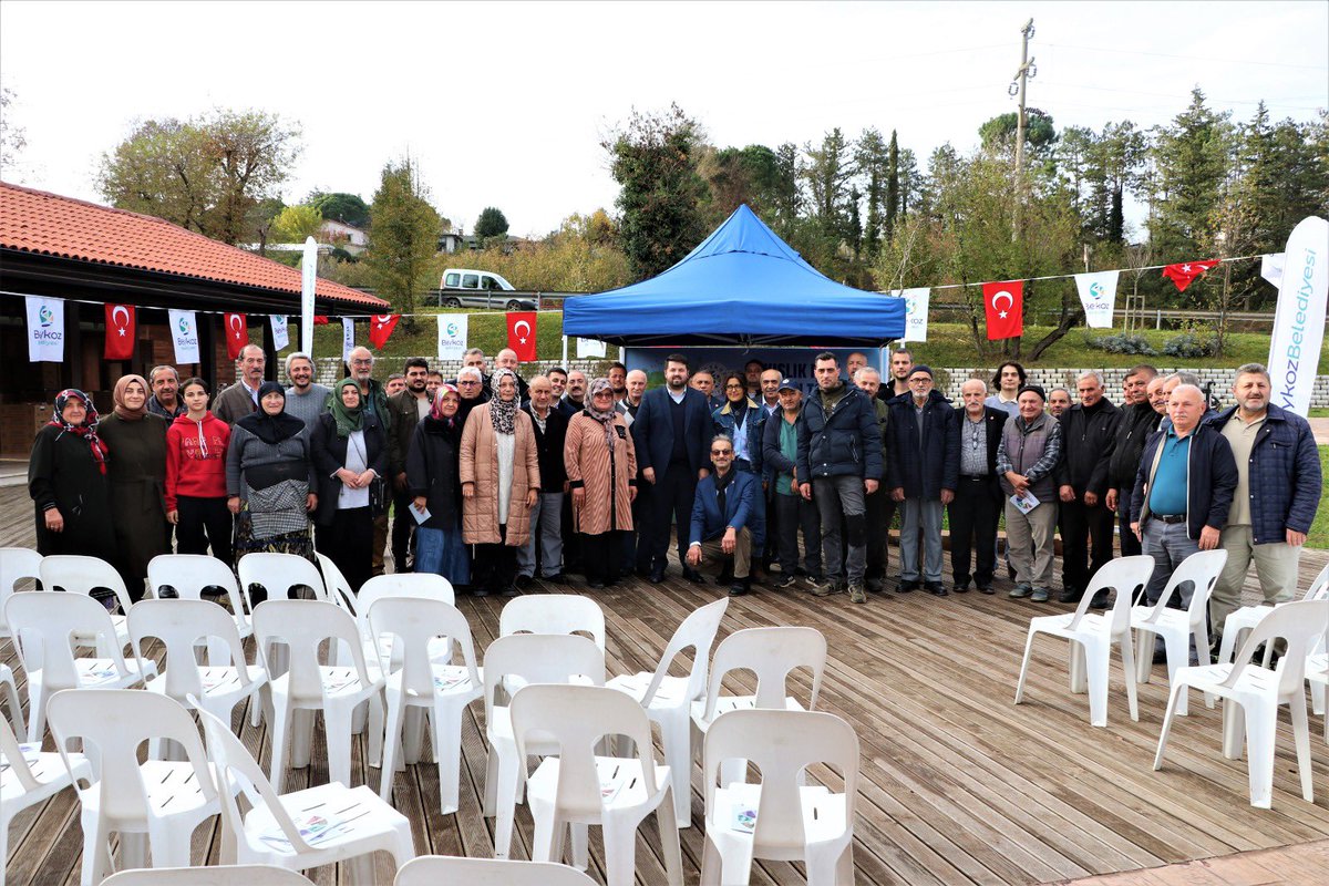 Tohum ve Fide Üretim Seramızda ürettiğimiz 400 BİN kışlık fide çiftçimizle buluştu.🌱

Ücretsiz tohum ve fide desteğiyle Beykoz’da üretime can suyu oluyoruz.

Hayırlı olsun. Mahsulümüz bereketli olsun.