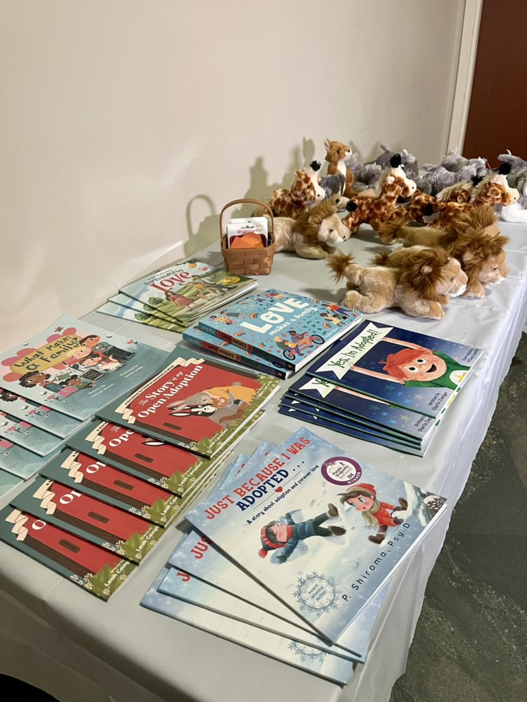 JLLou_President's tweet photo. What an incredible experience to kick off the holiday season and celebrate National Adoption Day! ❤️@JLLouisville is proud to sponsor today’s reception and celebrate the 26 adoptions happening today. ❤️ #IamJLL #JLBetterTogether #ItStartsWithAWoman https://t.co/2Ek3dWJwwT
